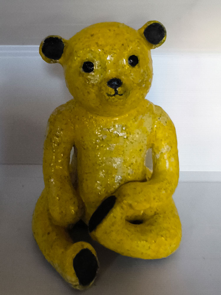 Nounours (jaune) assis